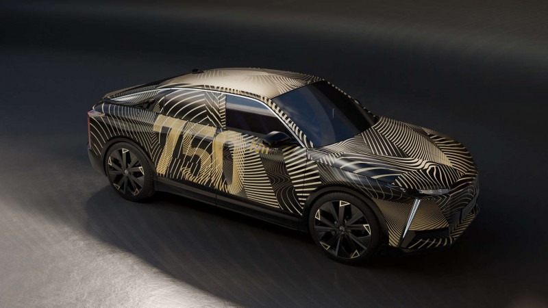 DS Automobiles представив новинку, яка здатна проїзджати на електриці до 750 км